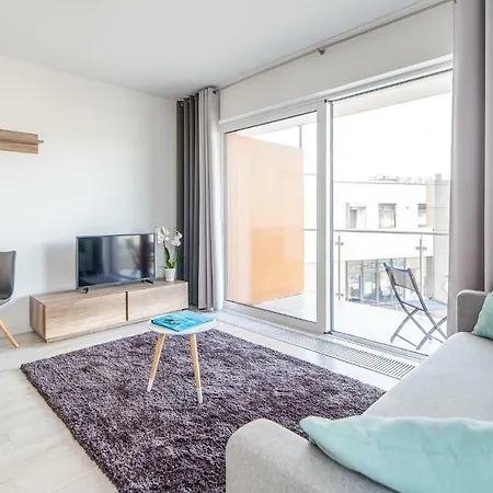 Rent Like Flamingo V Miedzyzdroje